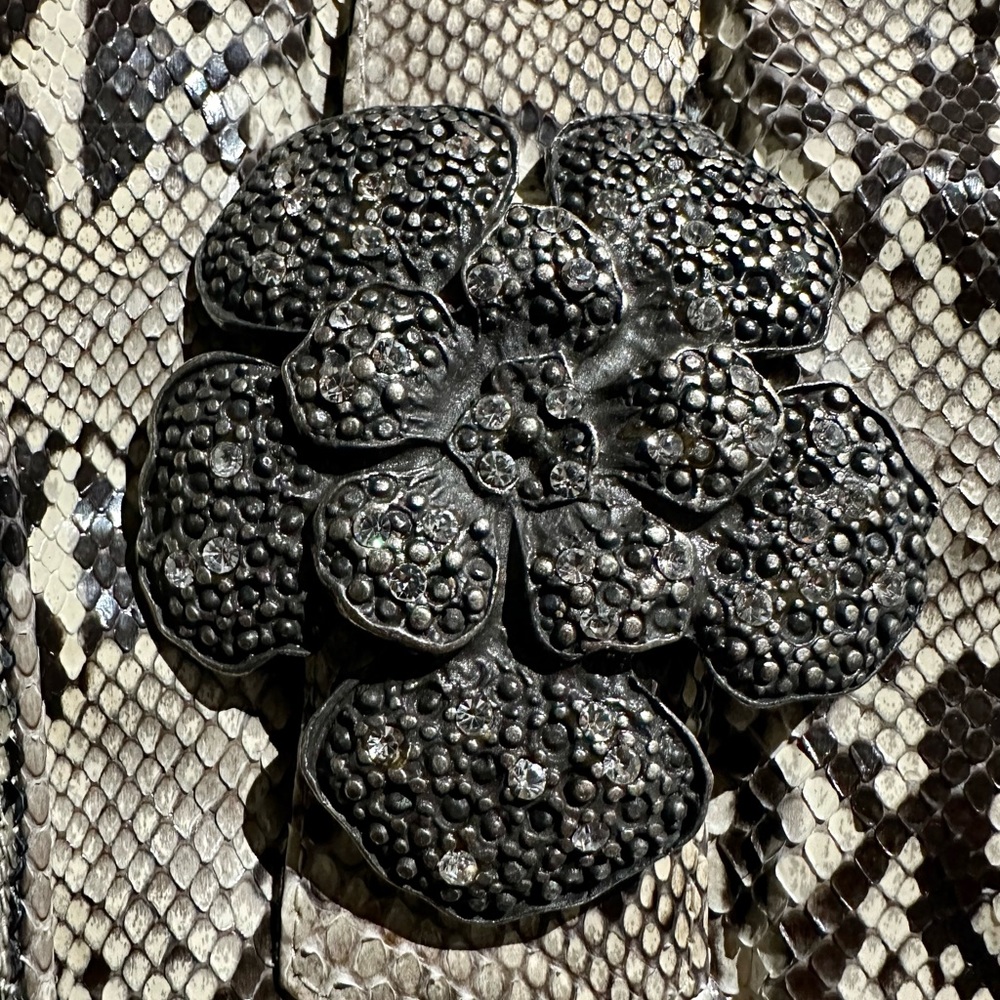 Gorgeous Vero Pitone Python Shoulder Bag With Cry… - image 2